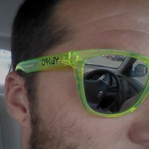 Meet your Posher, Adrian